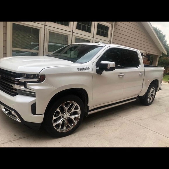 Meet your Posher, Juan - Picture 1 of 1